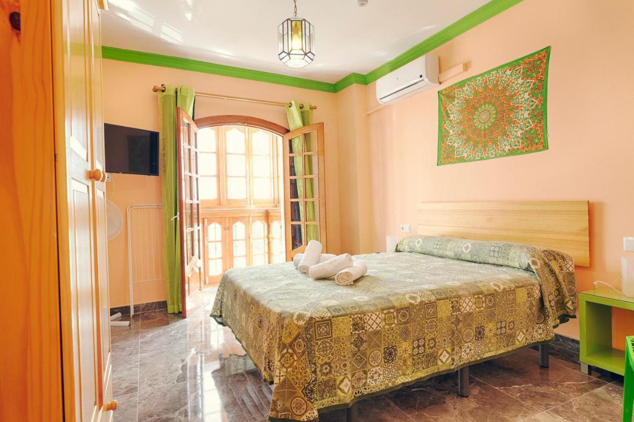 Charming Nerja Hostel Dış mekan fotoğraf